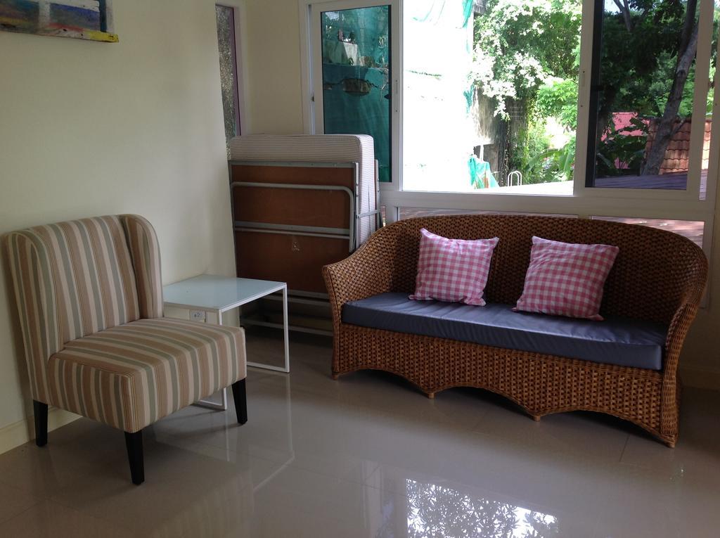 Sandy House Rawai Exterior photo
